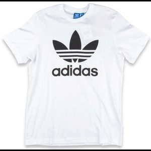 SOLD-🆕 Adidas Classic Tee